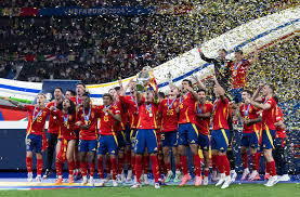 霍芬海姆vs奥格斯堡：曹法尔、奥利弗-鲍曼首发，法比安-里德、泽西格尔出战