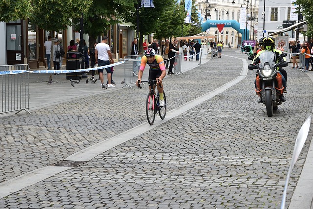 衡是许多人 衡是许多人